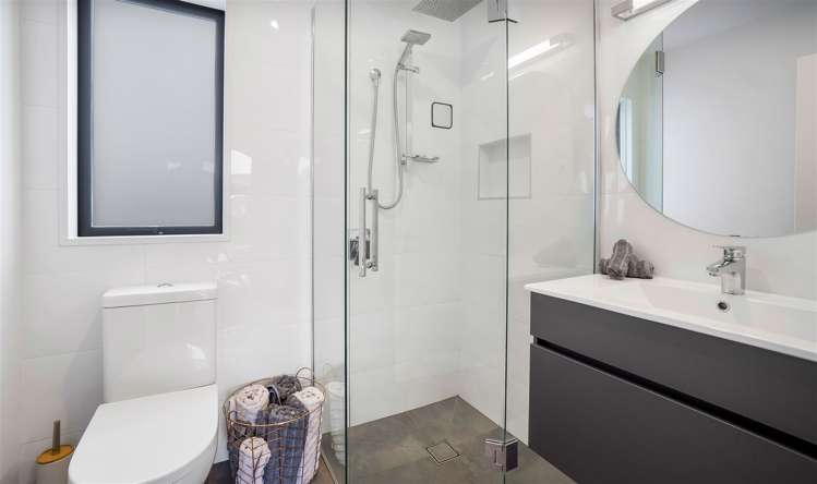 6 David Buist Crescent Halswell_12