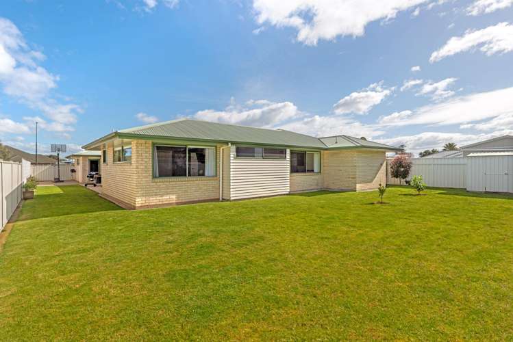 26 Pohutukawa Grove Lytton West_18