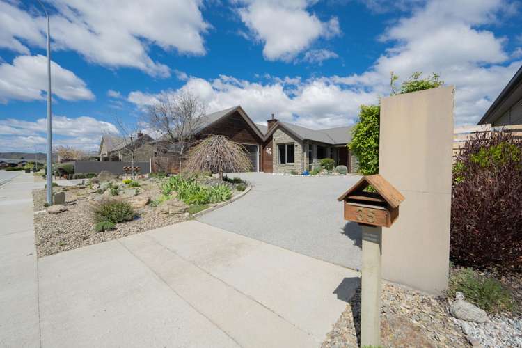 35 Larch Crescent Alexandra_6