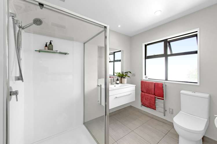 1 Leonie Lane West Melton_9