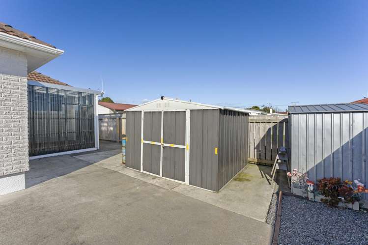 12 Saint Annes Street Levin_15