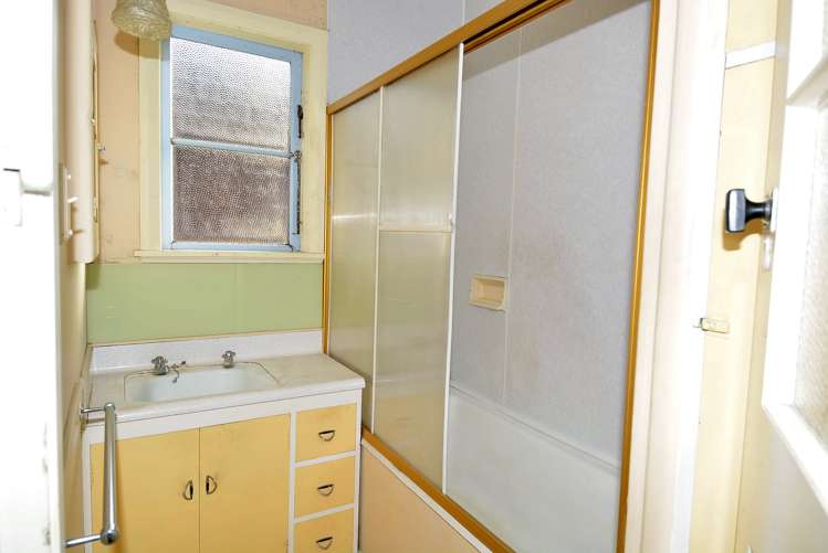 402 Tweed Street Georgetown_9