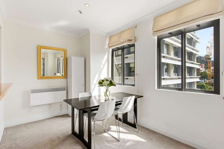 4B/16 The Terrace Wellington Central_1