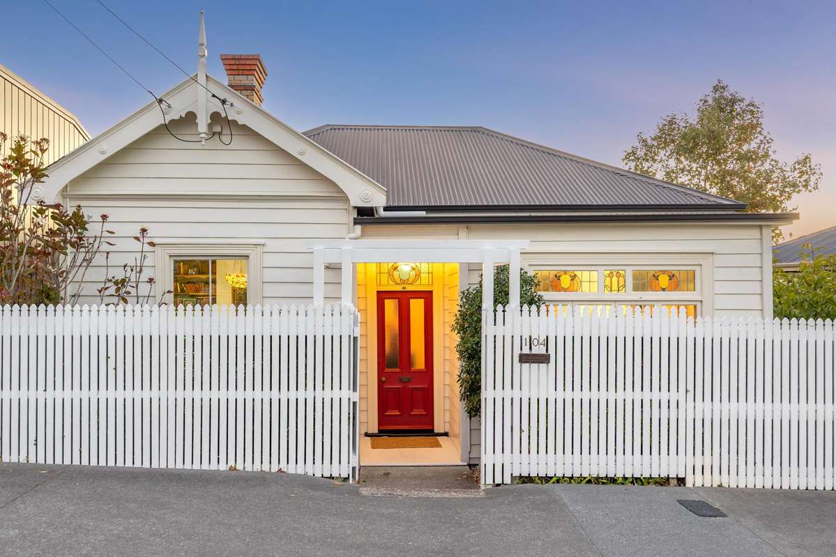 104 Bassett Road_0