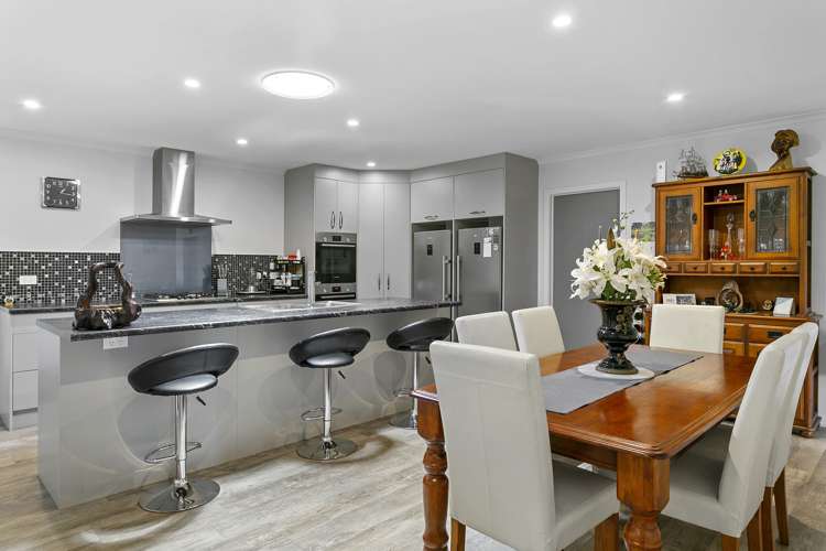 8 Kahikatea Drive Kinloch_12