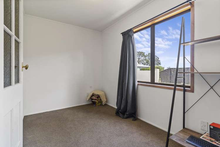 4 Devon Road Bucklands Beach_26