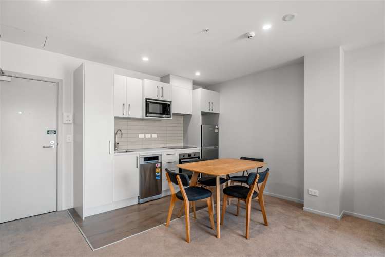 404/16 Mountain Ash Drive Frankton_3