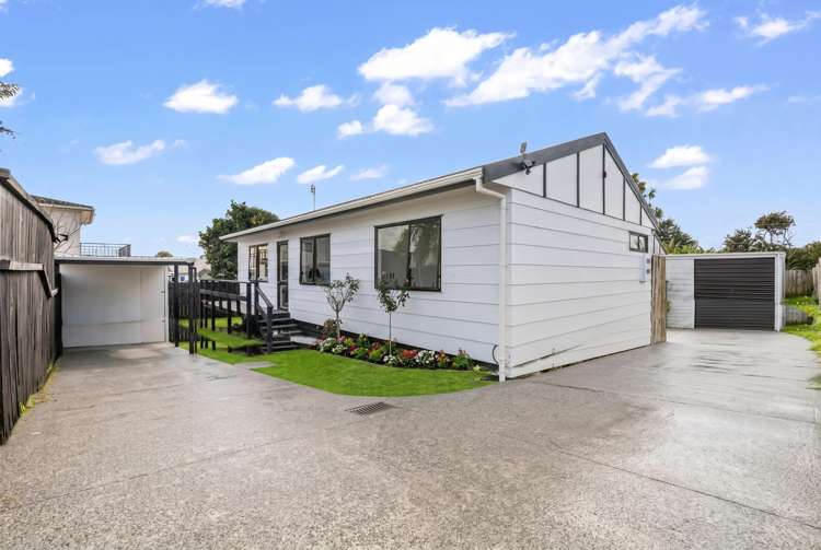 2/80 Kenderdine Road_0