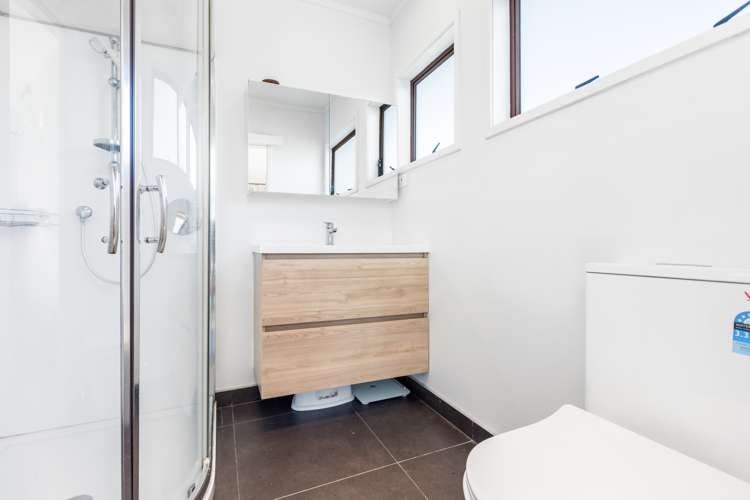 2/45 Monarch Avenue Hillcrest_7