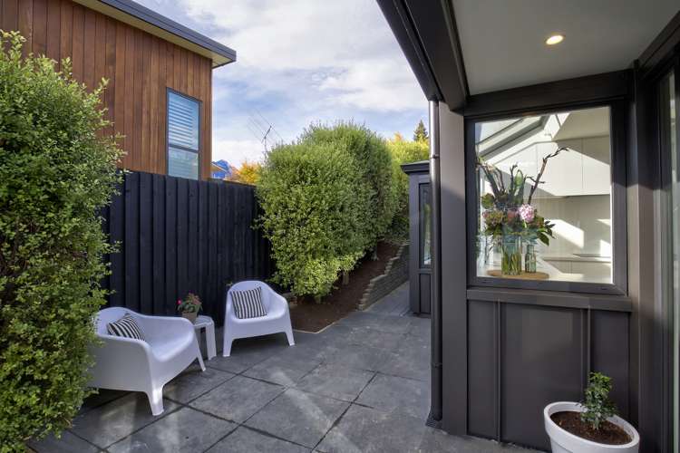 562 Peninsula Road Kelvin Heights_24