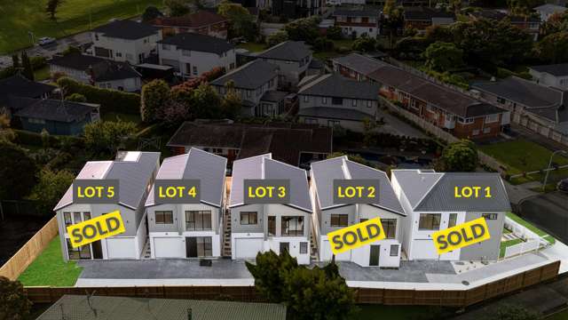 Freehold, New, The best buy in Sunnyhills!