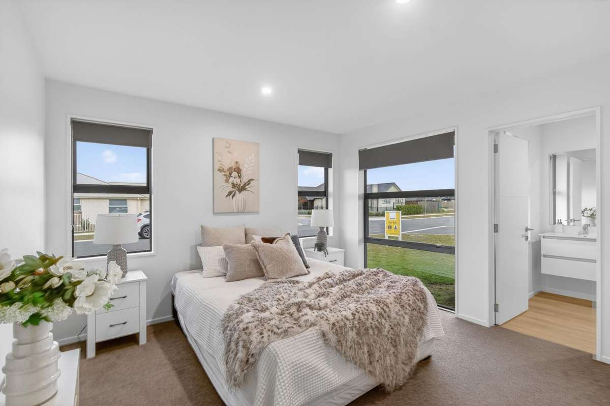 15 Longore Way_5