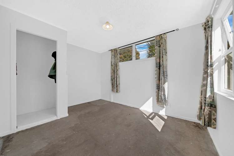 32 Barbary Avenue Kelston_23