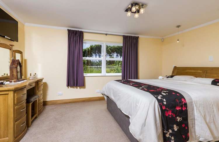 24 Tarahanga Street Northcote_8