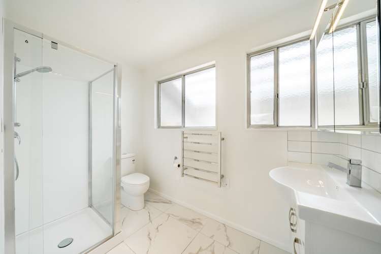 1162 Fergusson Drive Clouston Park_10