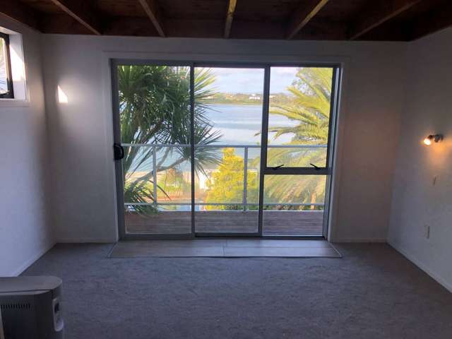 Seaview - Flatmate Rooms available