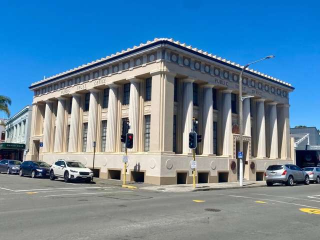 Iconic Executive Napier Office