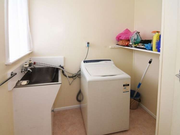 51 Intermediate Street Solway_14