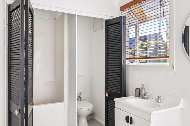 2A Canterbury Place Parnell_15
