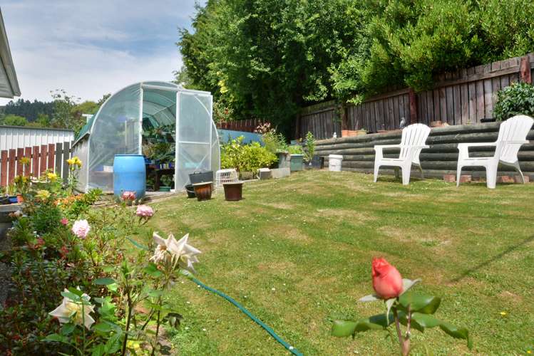 5 Elwyn Crescent Green Island_13