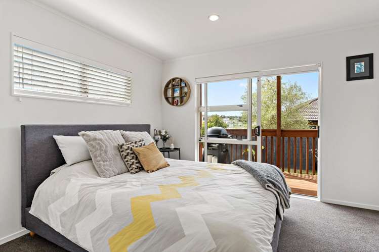 82 Commissariat Road Mount Wellington_13