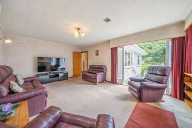 28 Golf Road_3