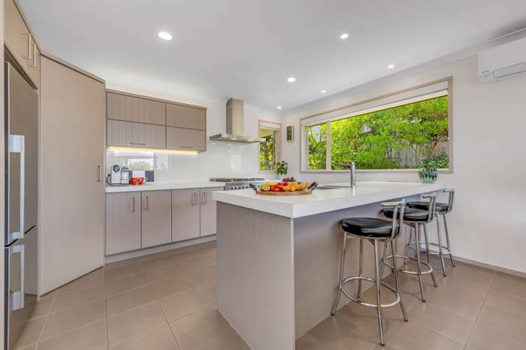 7 Intrepid Crescent Beachlands_30