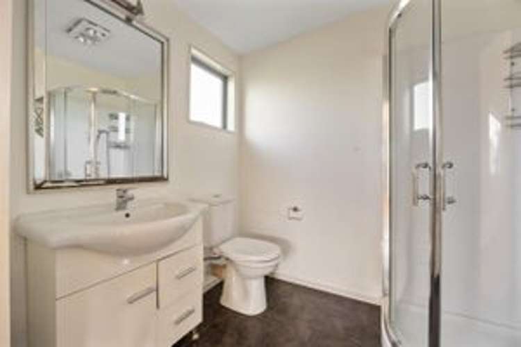 11 Valerie Place Stepneyville_14