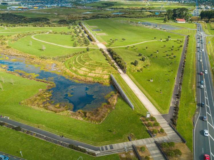 5 Henry Maxwell Way Flat Bush_20