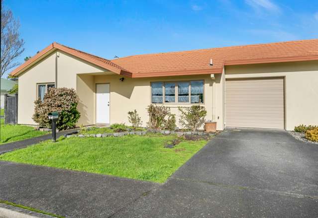 FREEHOLD + Summerland Zone + Henderson Heights