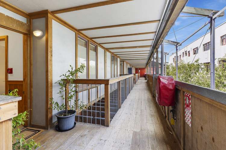 226/6 Left Bank Te Aro_14