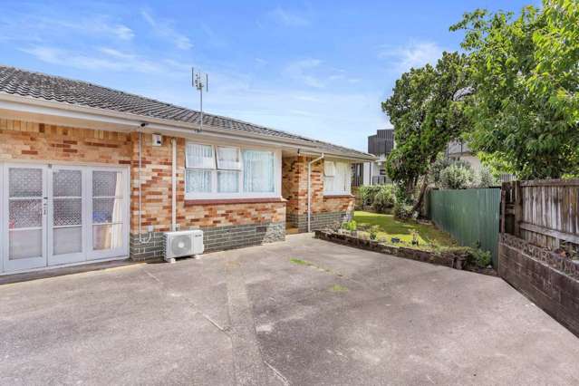 2/18b Oakland Avenue Papatoetoe_1