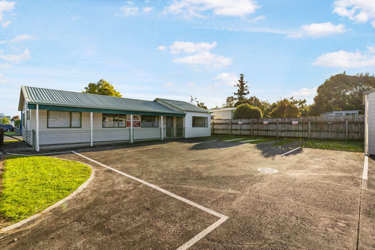 7 Woodford Avenue Henderson_5