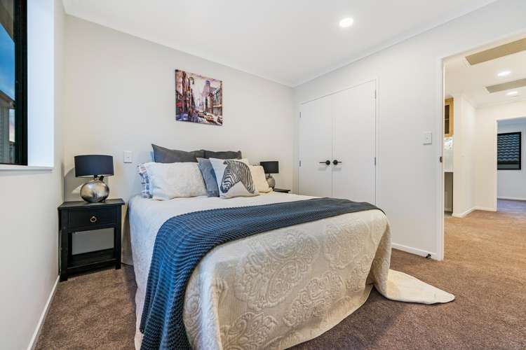 56 Koromeke Street Flat Bush_24