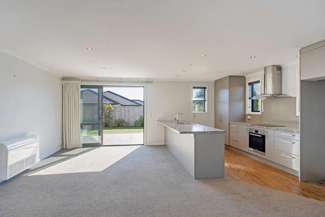 9 Fairose Drive Richmond_3