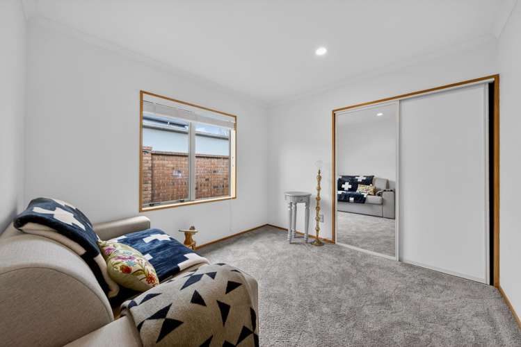76 Fairway Drive Shirley_15