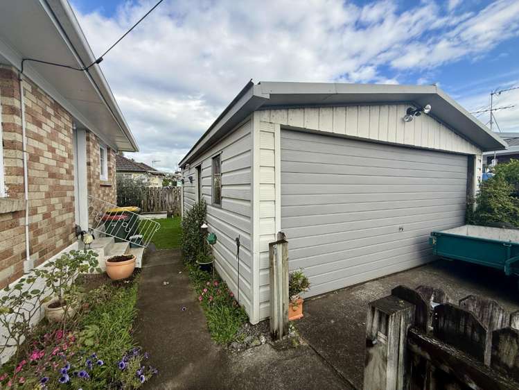 1/9 Alexander Street 10938_11
