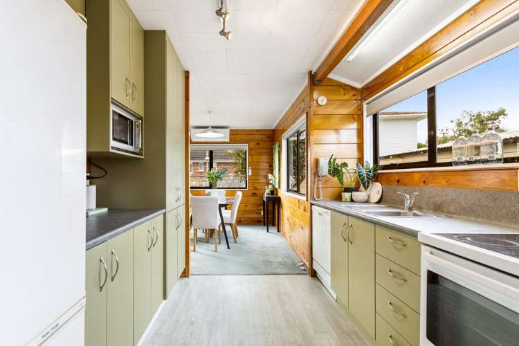 2/34 Strid Road Te Atatu South_5