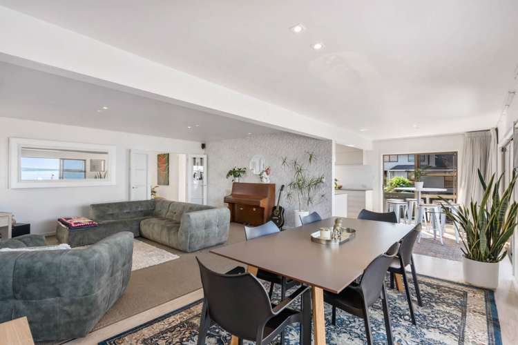 1/27 Churchill Road Murrays Bay_6