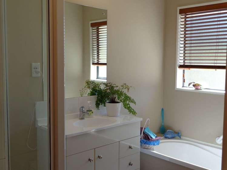 36 Stott Drive Darfield_11