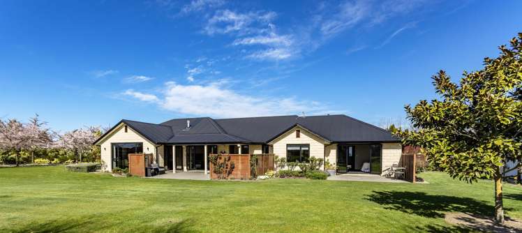 2 Leyland Crescent Swannanoa_2