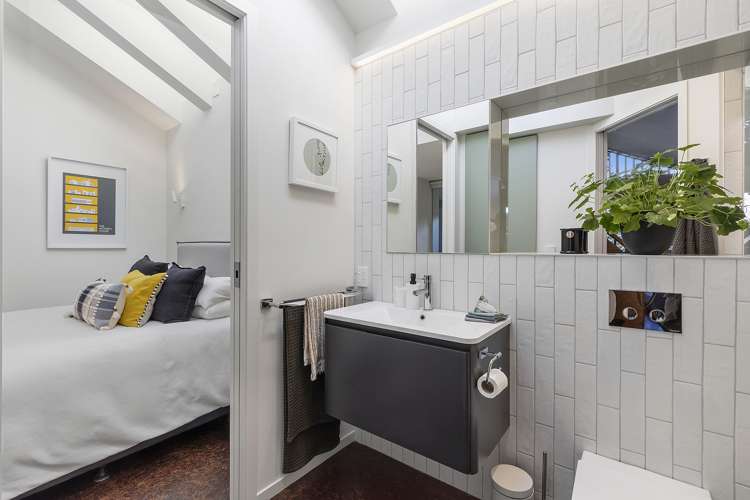 17a Fife Lane Miramar_19