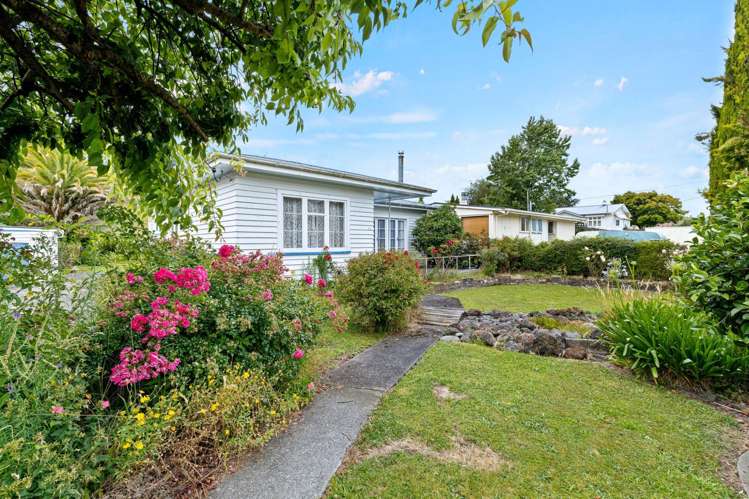  45 Goldfinch Street Taihape and Surrounds_2