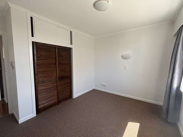 2/303 Pakuranga Road Pakuranga Heights_10