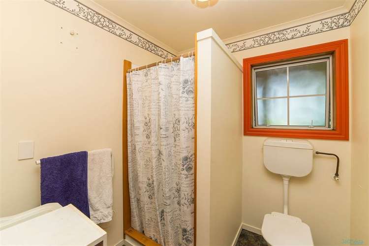 8 Thorn Crescent Fernhill/Sunshine Bay_13