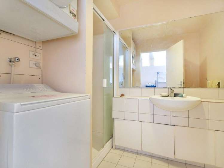 3j/10 Hobson Street Auckland Central_6