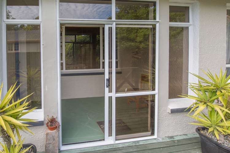 26 Sarsfield Street Southbridge_7