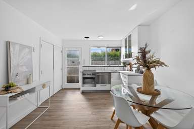 2/130 Edgeware Road_4