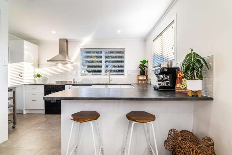 921a Whangaparaoa Road Manly_8