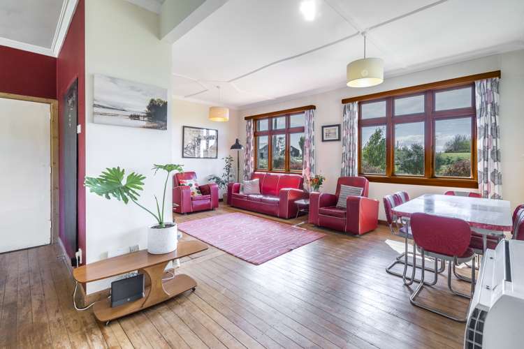 99 Black Road Otatara_1